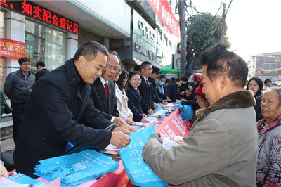 欽北區(qū)舉辦憲法宣傳周系列活動，法律咨詢服務(wù)惠及民眾